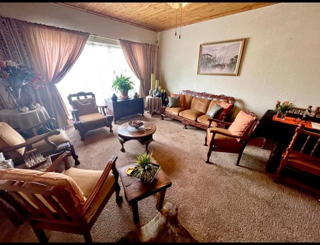 3 BEDROOM HOUSE FOR SALE IN KRUGERSDORP WEST
